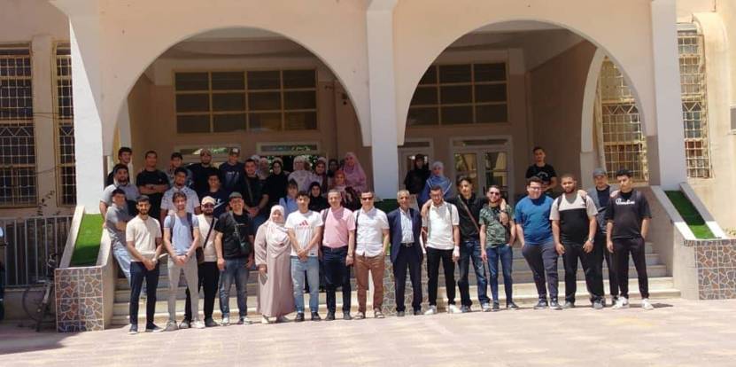  يوم تحسيسي قسم الإعلام الآلي بالتعاون مع حاضنة الأعمال جامعة بسكرة